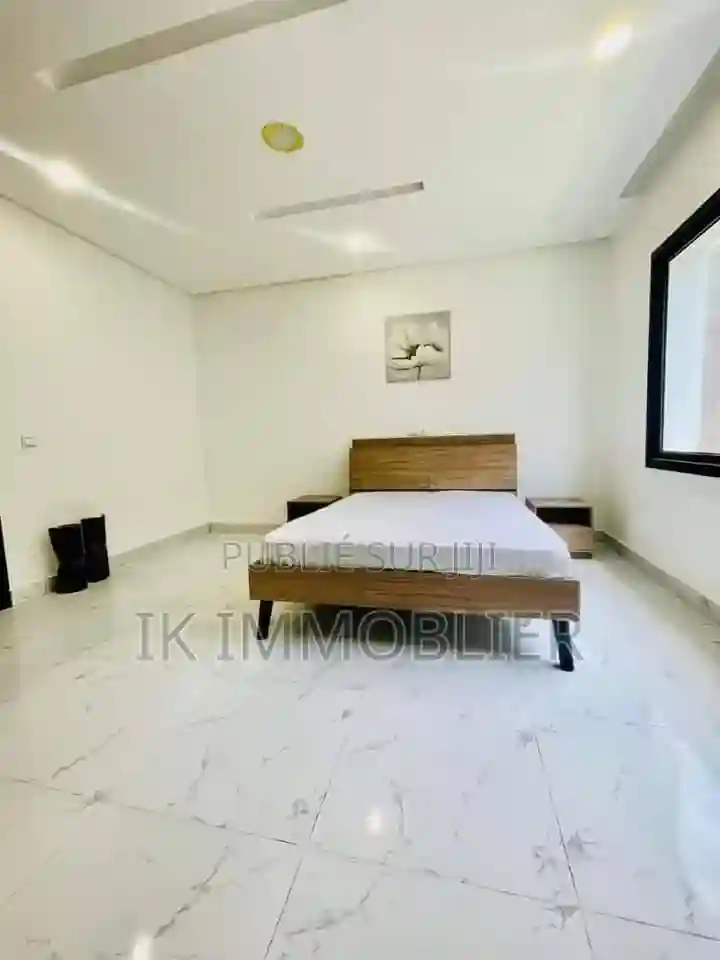 5chbre Appartement Dans Cocody à Vendre - Vue 14