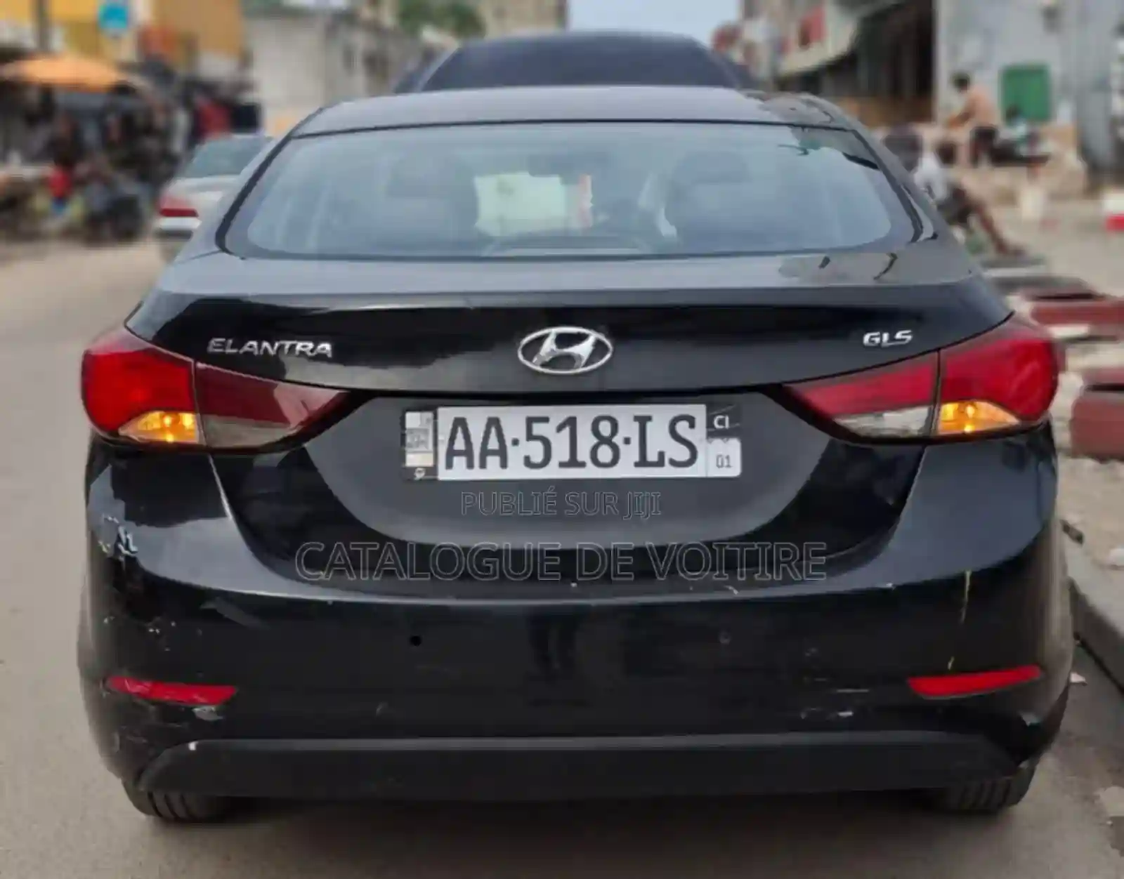 Hyundai Elantra 2016 Noir - Vue 2