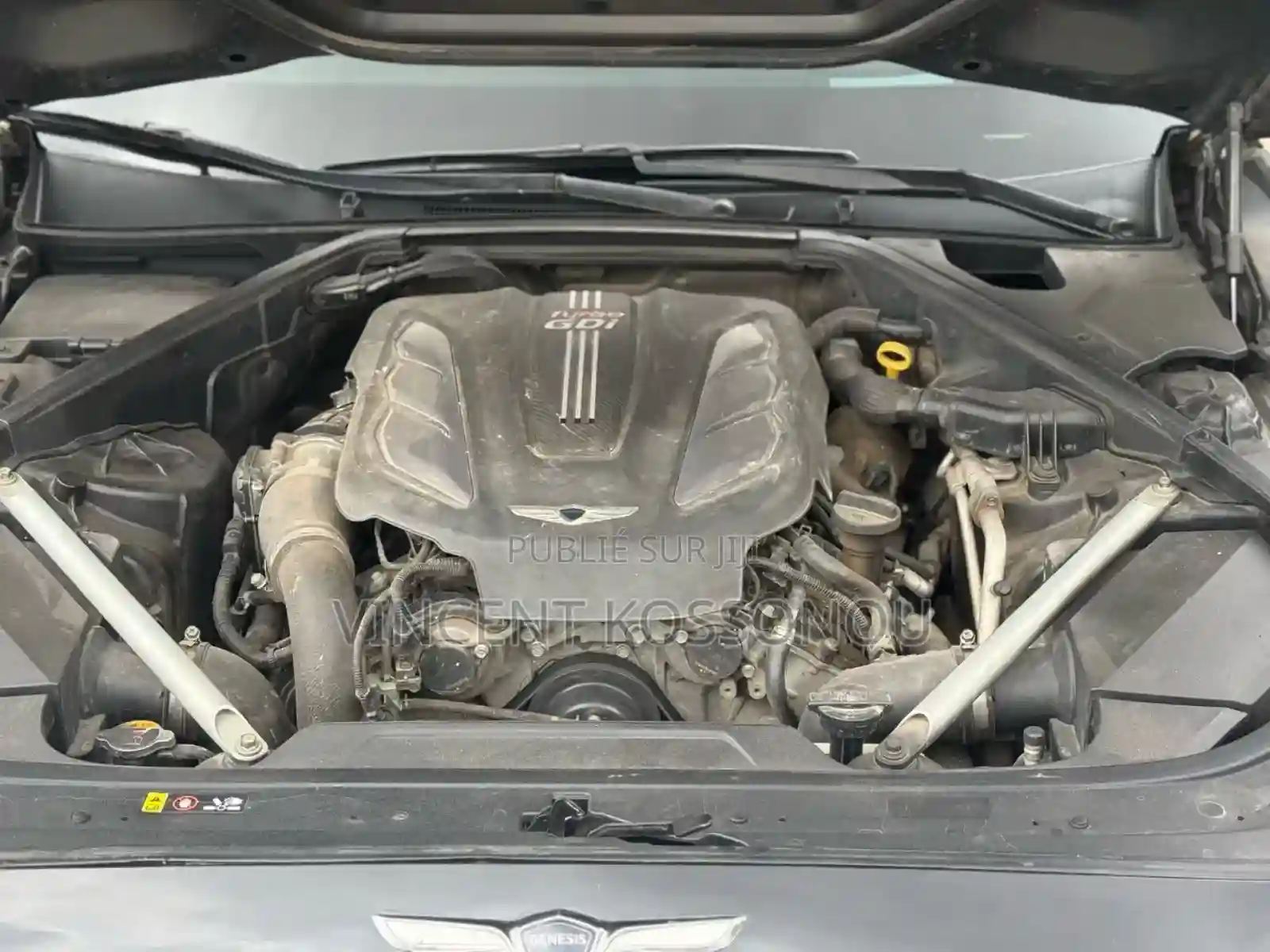Hyundai Genesis 2016 Noir - Vue 1