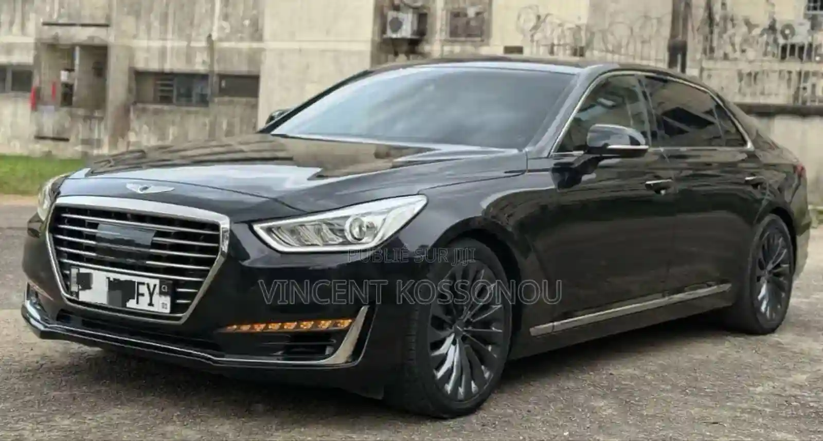 Hyundai Genesis 2016 Noir - Vue 2