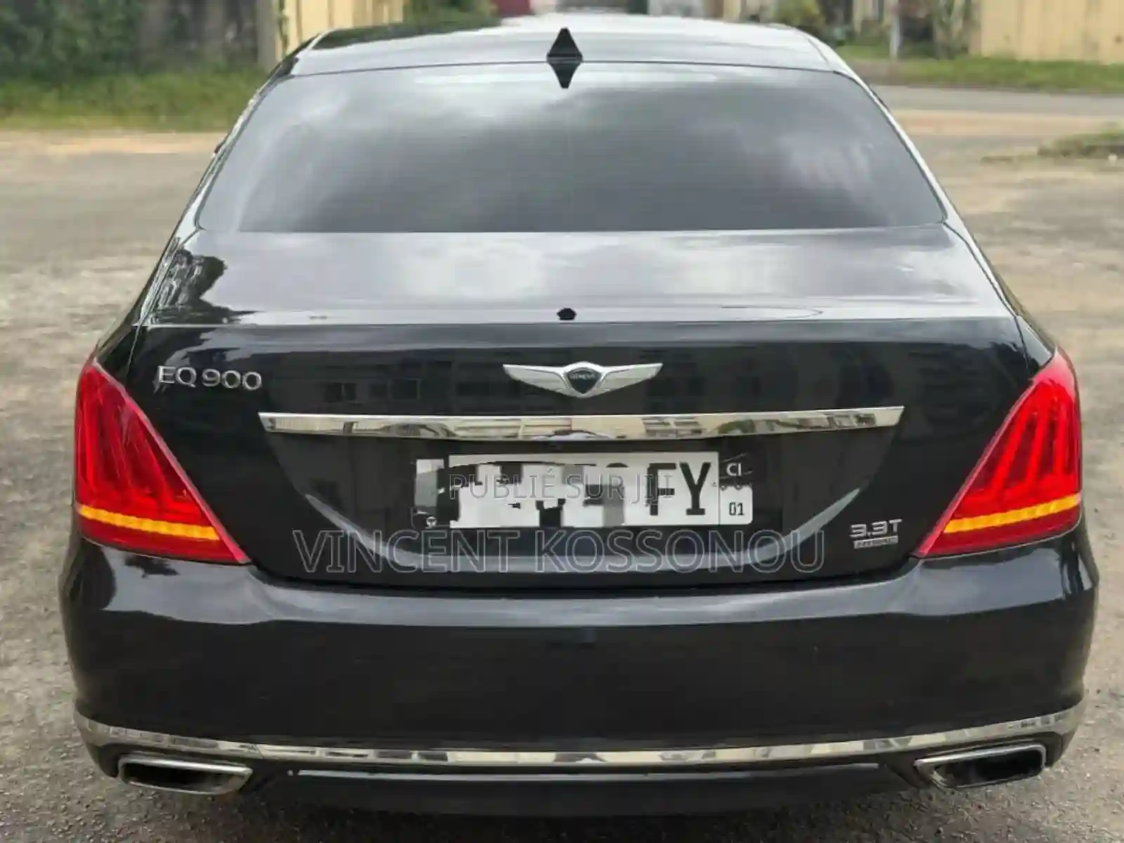 Hyundai Genesis 2016 Noir - Vue 4