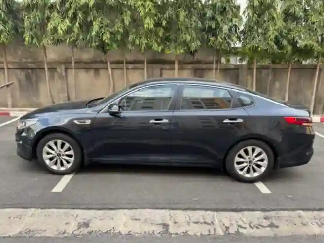 Kia Optima en Vente - Vue 1