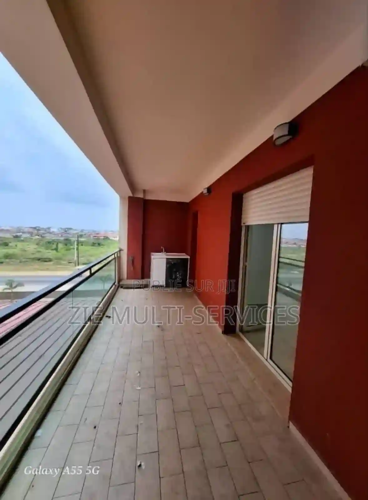Furnished 4chbre Appartement Dans Zié Multi-service Port-bouët - Vue 1