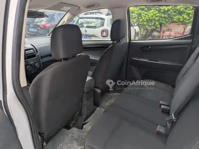 Isuzu D-max 2022 - Vue 1