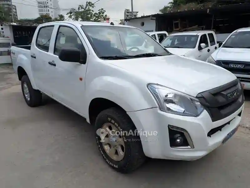 Isuzu D-max 2022 - Vue 3