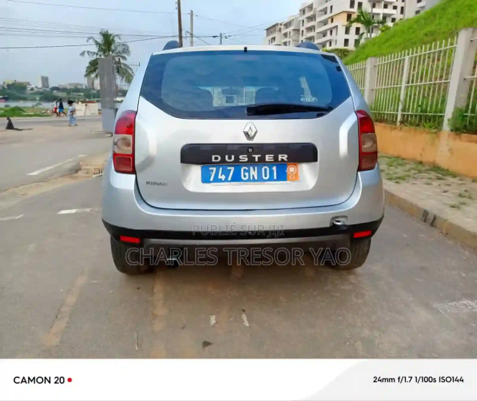 Renault Duster 2014 Gris - Vue 1