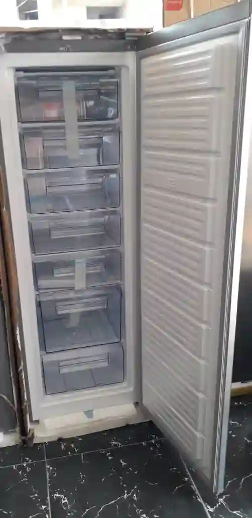 REFRIGERATEURS & CONGELATEURS A VENDRE - Vue 3