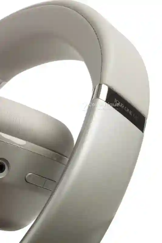 JBL Tour One M2 - Vue 2