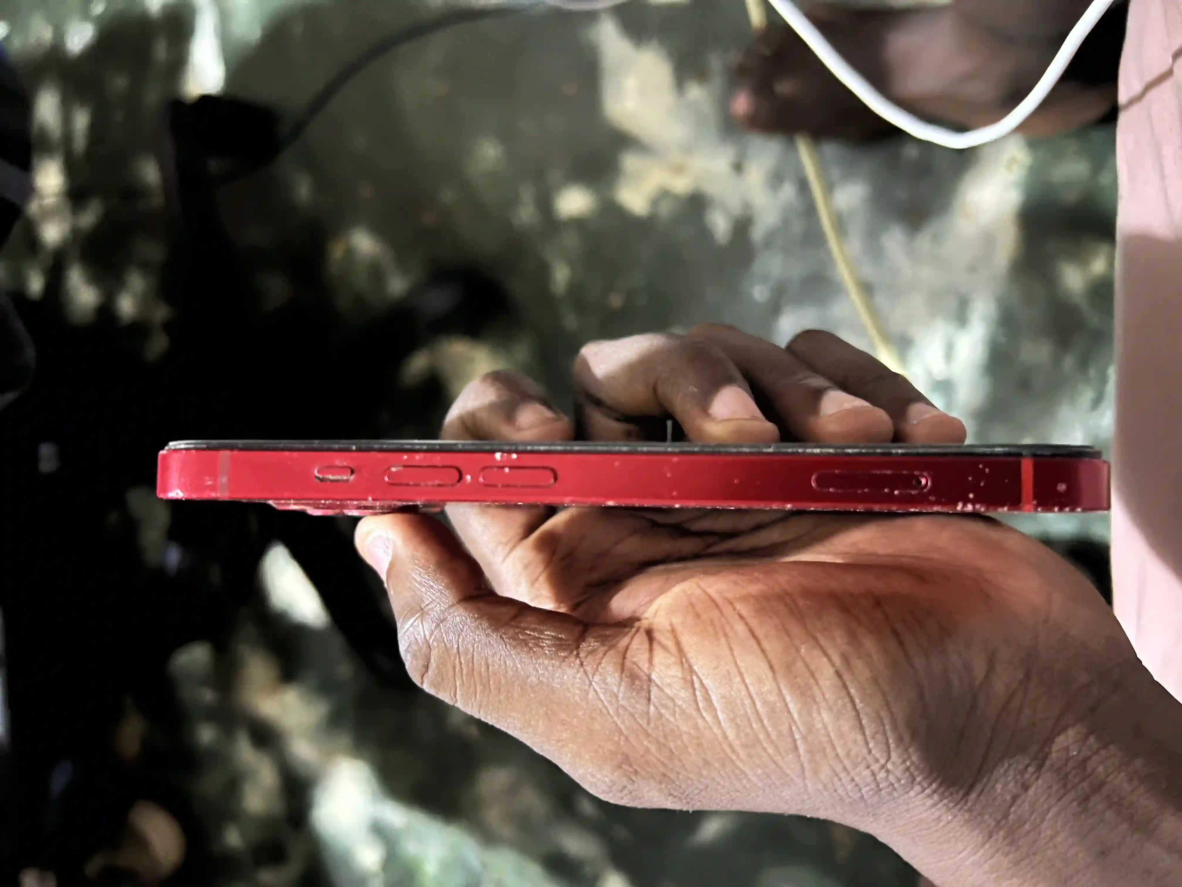 iPhone 13 simple écran et batterie changé 