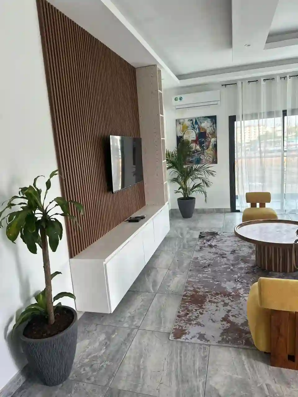 Appartement meublé 3 pièces au quatrième étage avec ascenseur. - Vue 1
