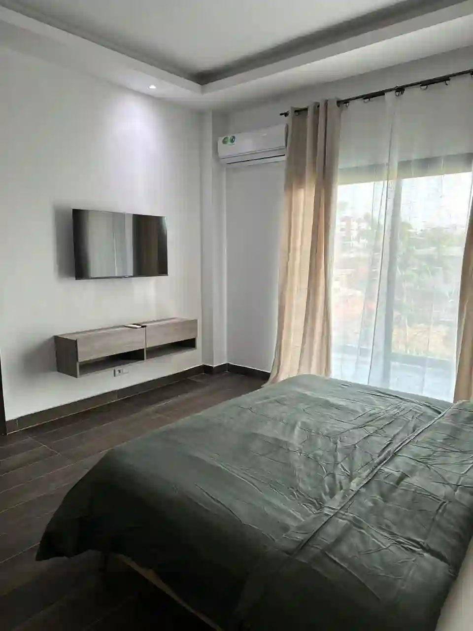 Appartement meublé 3 pièces au quatrième étage avec ascenseur. - Vue 2