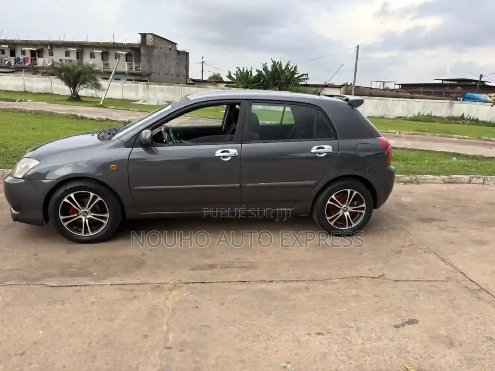 Toyota Corolla 2002 Noir - Vue 1