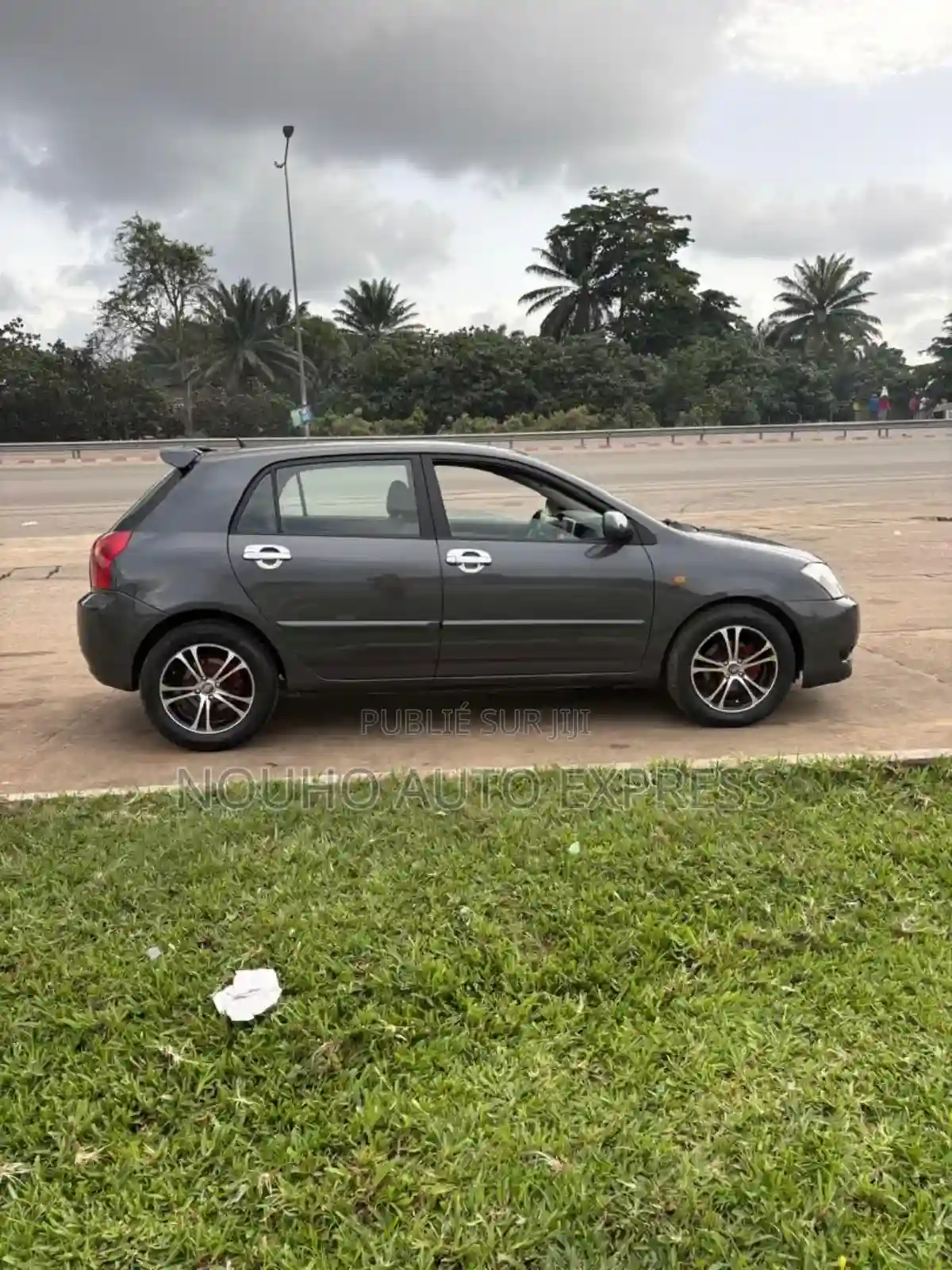 Toyota Corolla 2002 Noir - Vue 10