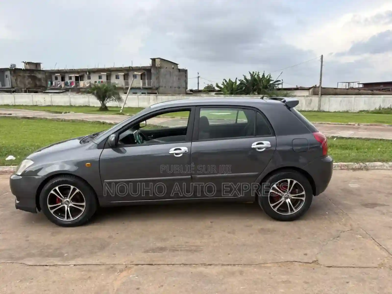 Toyota Corolla 2002 Noir - Vue 8