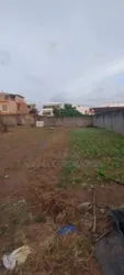 Abatta Un Terrain De 600m2 en Vente Clôture Avec ACD