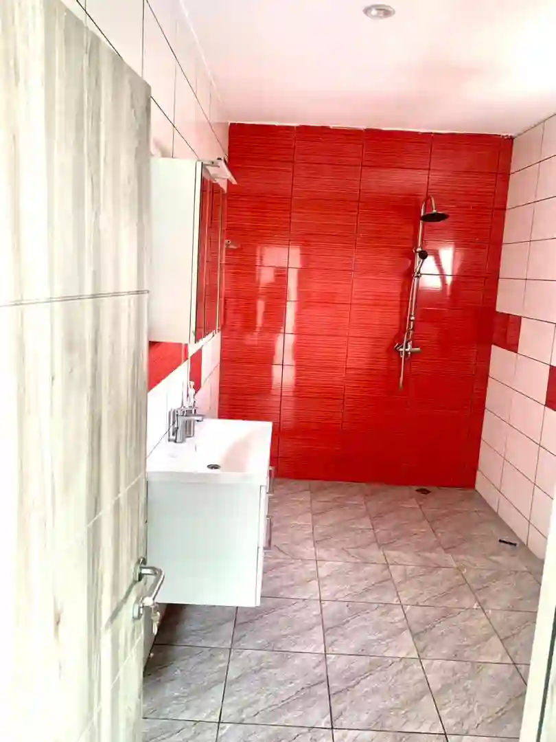 DUPLEX 8 PIECES MEUBLEES -Riviera Faya – Cité Prestige - Vue 1