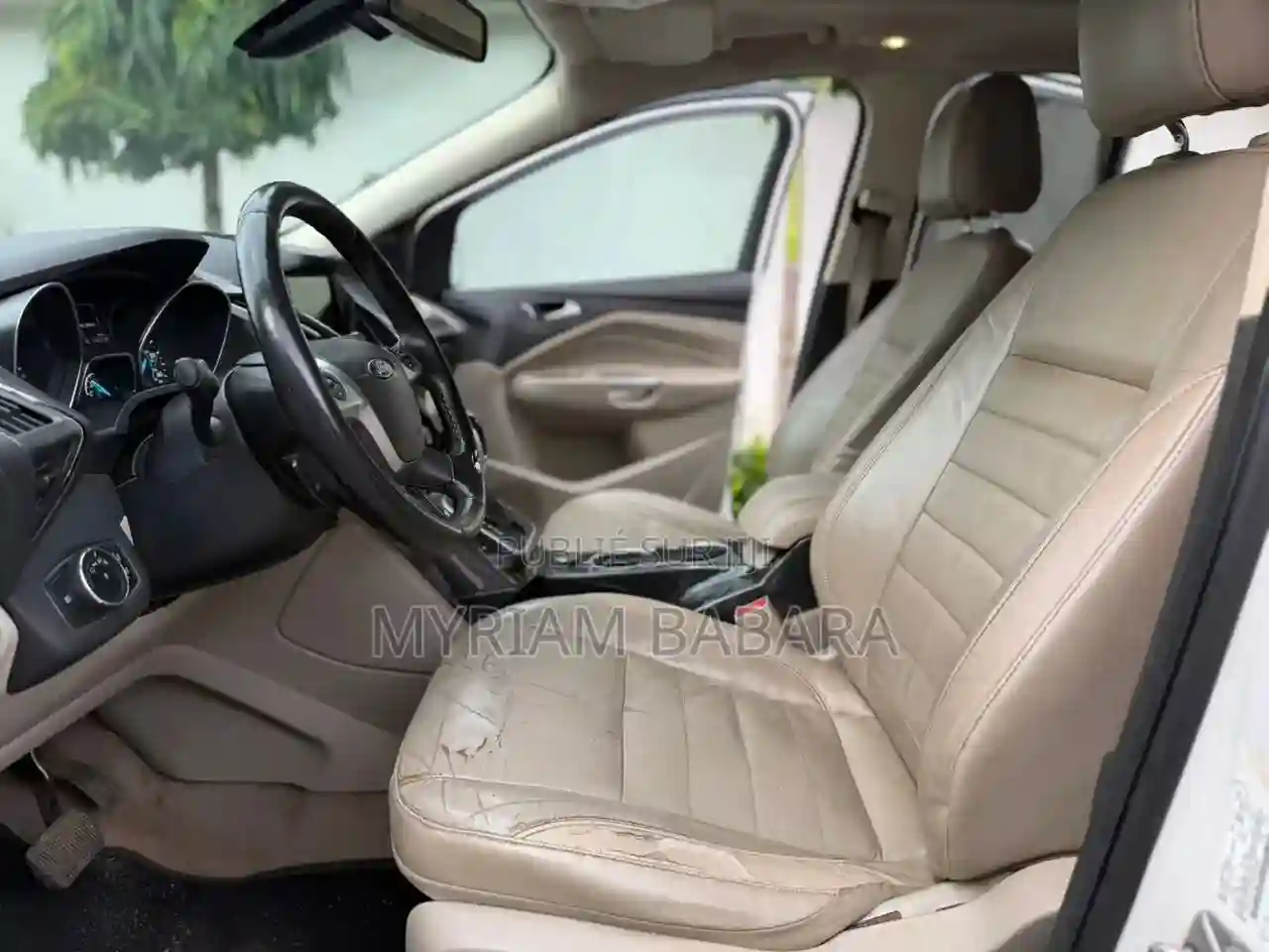 Ford Escape 2014 Blanc - Vue 2