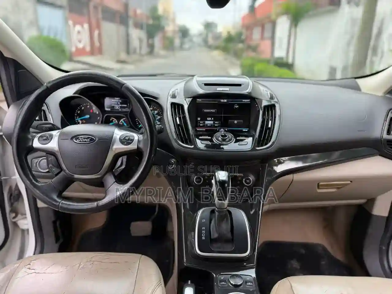 Ford Escape 2014 Blanc - Vue 4