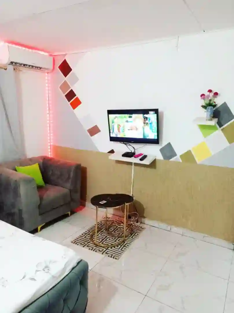 APPARTEMENT MEUBLE STUDIO COCODY BLOCKAUSS - Vue 1