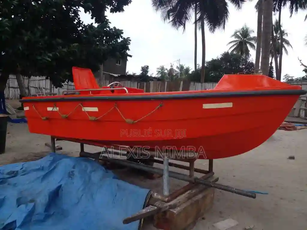 En Vente Coque Bateau Sans Moteur - Vue 4
