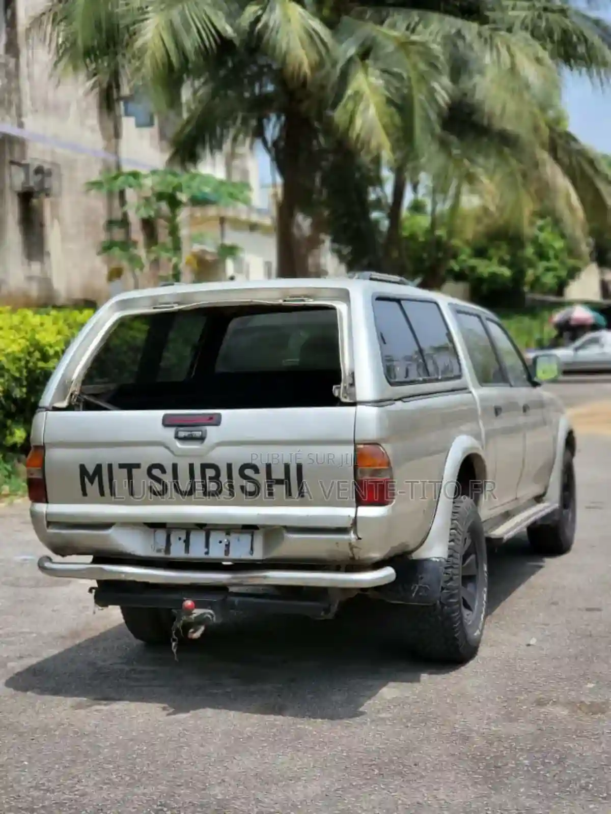 Mitsubishi L200 Double Cab 25 136hp 4WD 2005 Gris - Vue 1