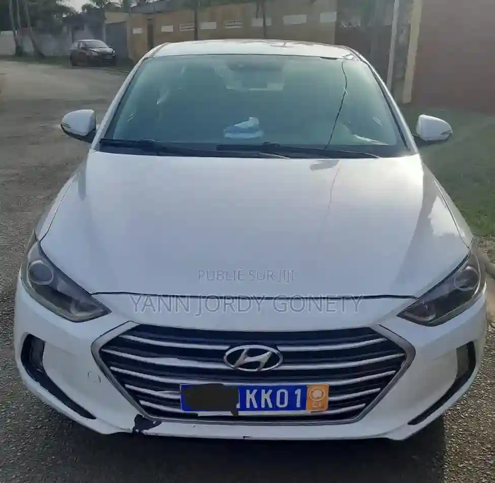 Hyundai Elantra 2017 Blanc - Vue 6