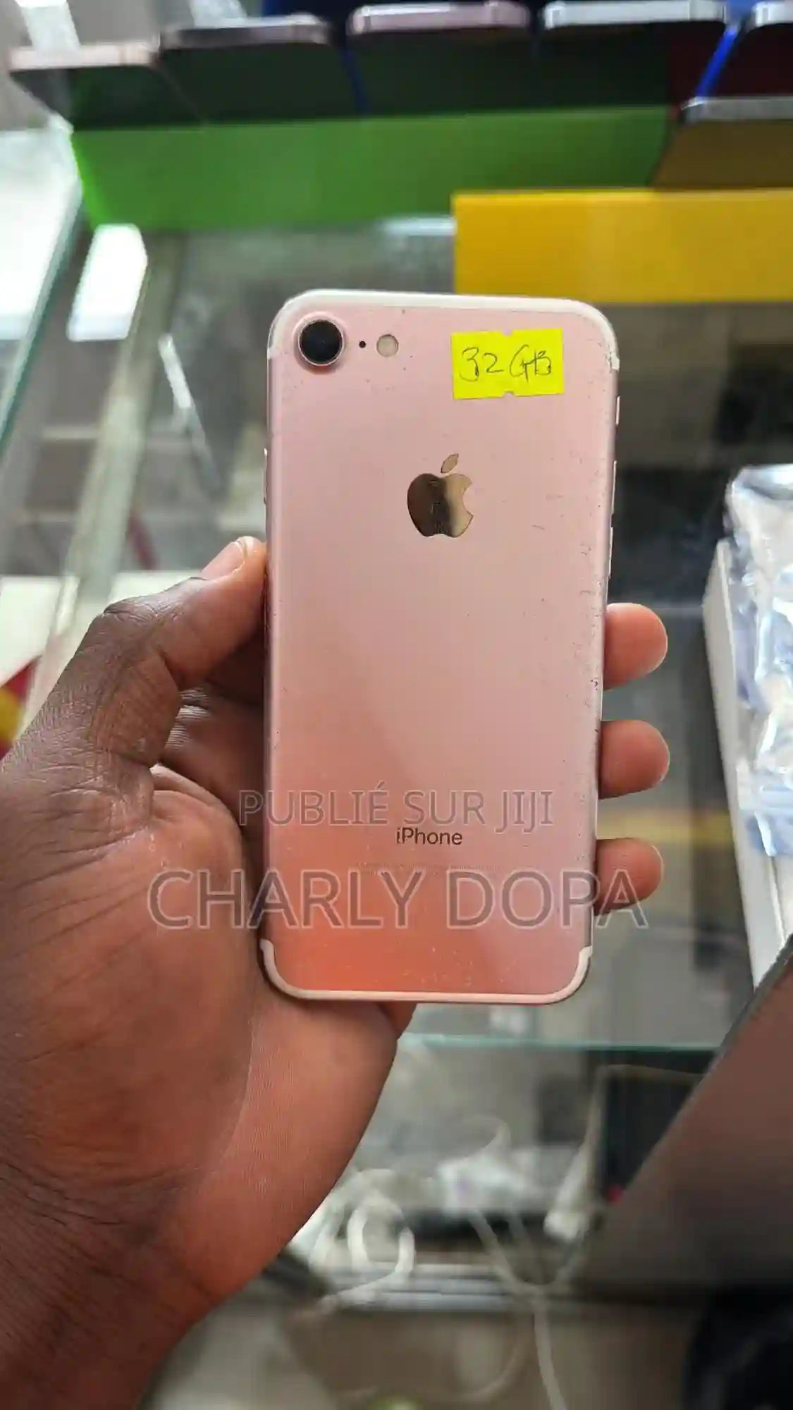 Apple Iphone 7 32 GB Or Rose - Vue 1