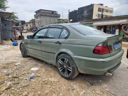BMW 318i 2001 Vert