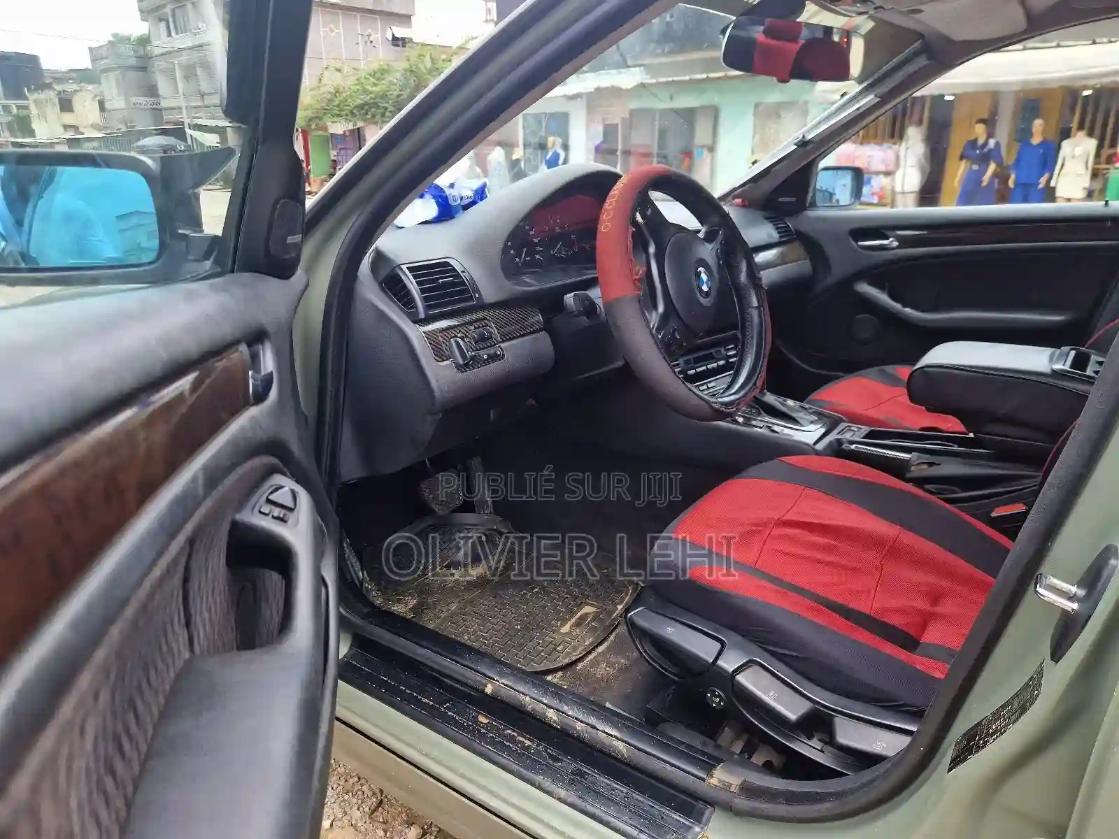 BMW 318i 2001 Vert - Vue 3