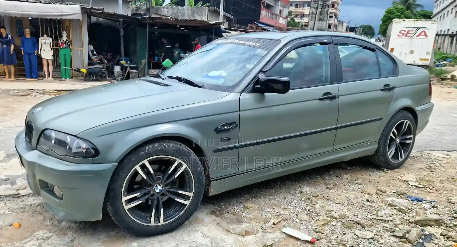 BMW 318i 2001 Vert - Vue 4