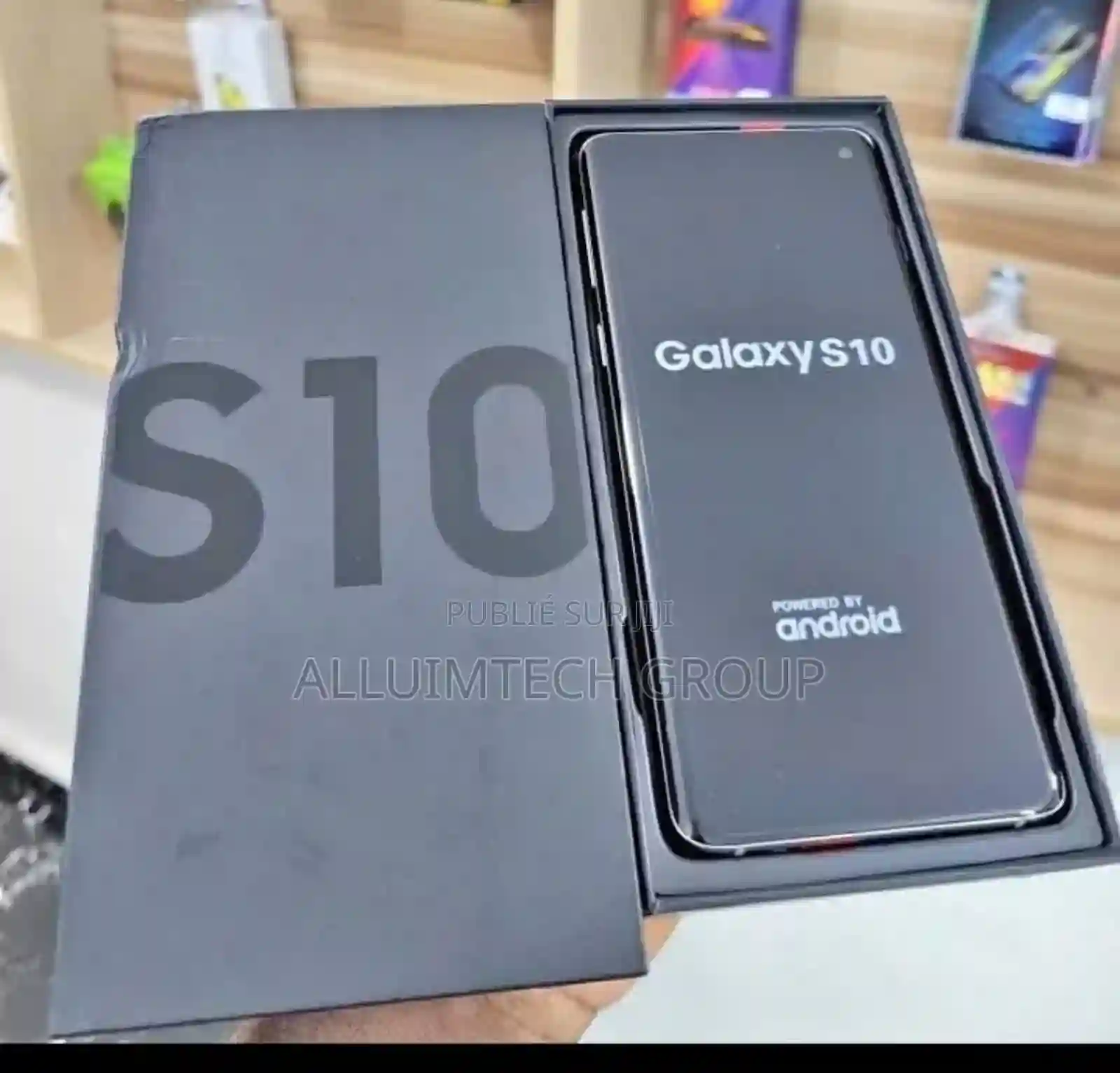 Samsung Galaxy S10 128 GB Noir - Vue 3