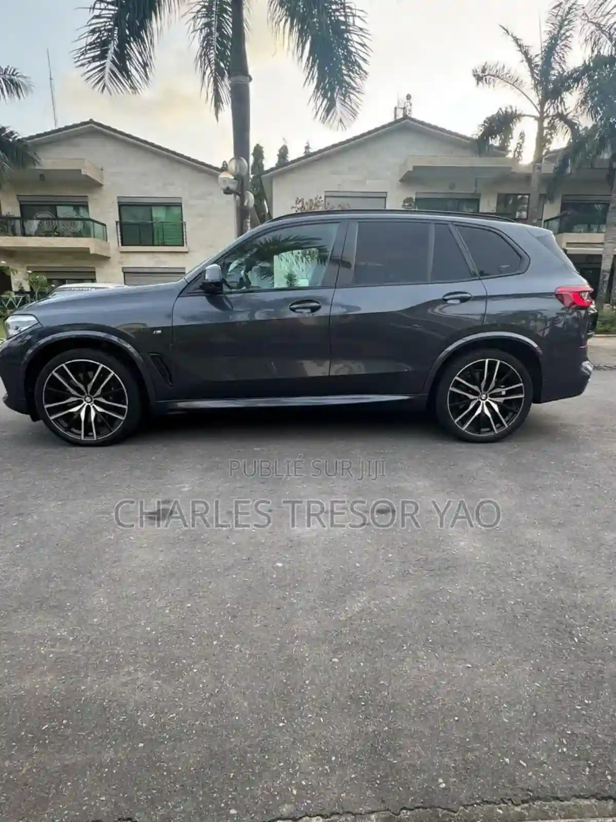 BMW X5 Xdrive40i 2022 Noir - Vue 2