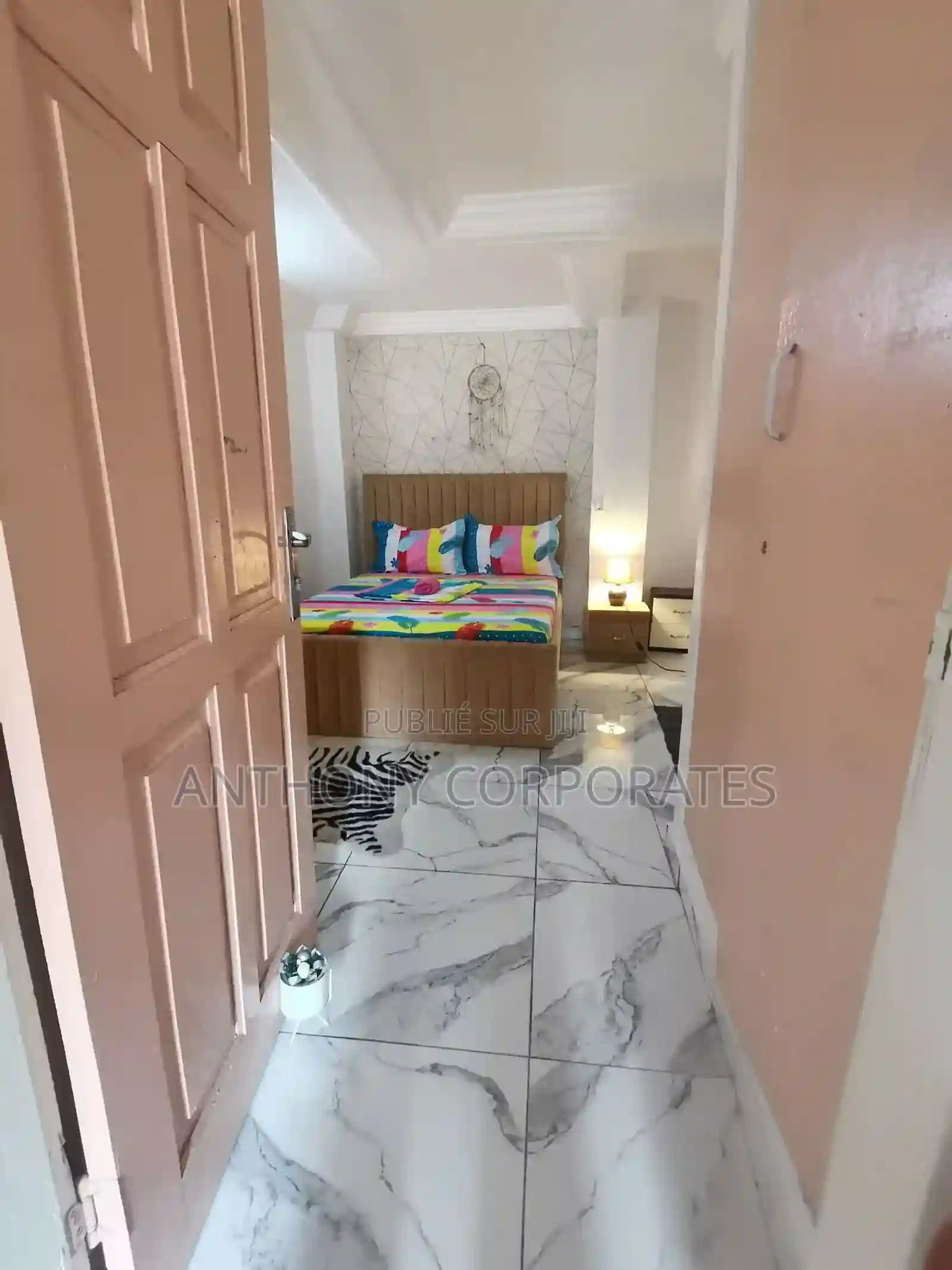 Appartement 02 Pieces Meuble Rond Point Blockaus - Vue 4