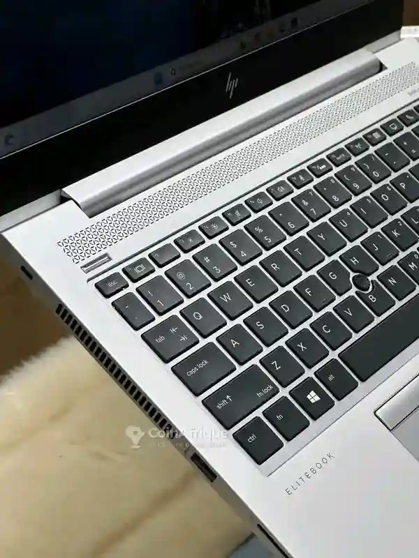 PC HP Elitebook G6 i5 - Vue 1
