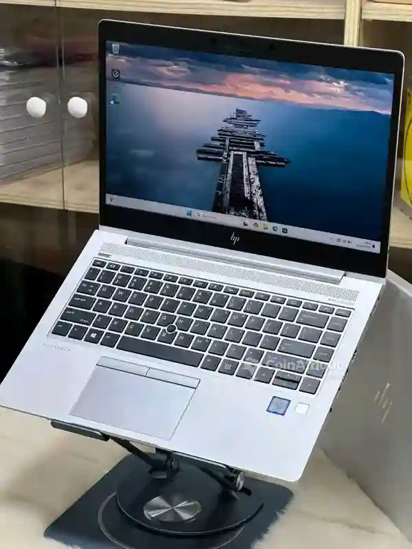 PC HP Elitebook G6 i5 - Vue 3