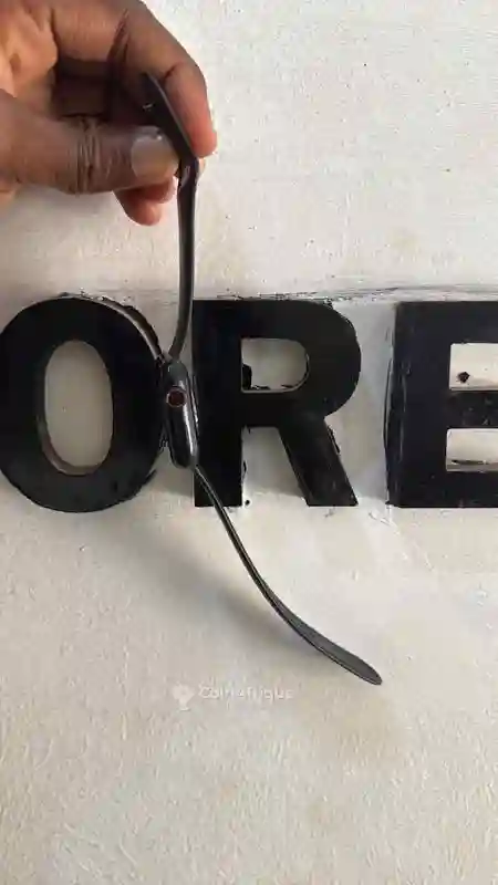 Apple Watch Série 7 41mm - Vue 4