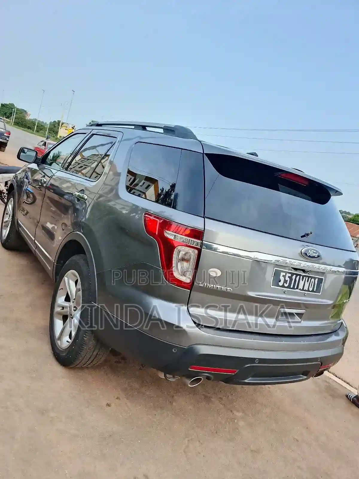 Ford Explorer XLT 4dr 4x4 (35l 6cyl 6A) 2013 Autre - Vue 4