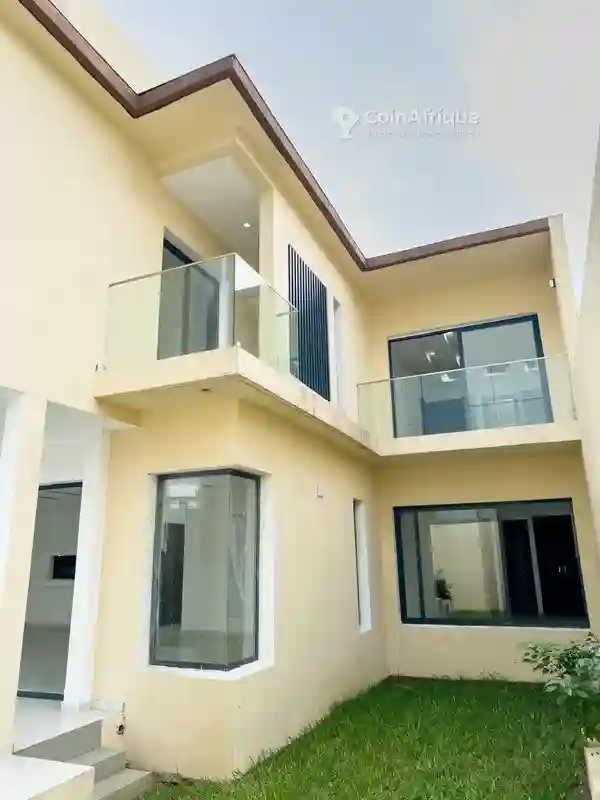 Location Villa 5pièces -riviera Mbadon - Vue 3