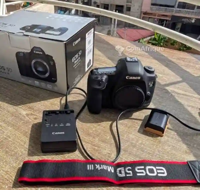 Canon Eos 5d Mrk iii - Vue 1