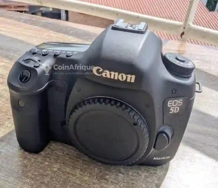 Canon Eos 5d Mrk iii - Vue 2