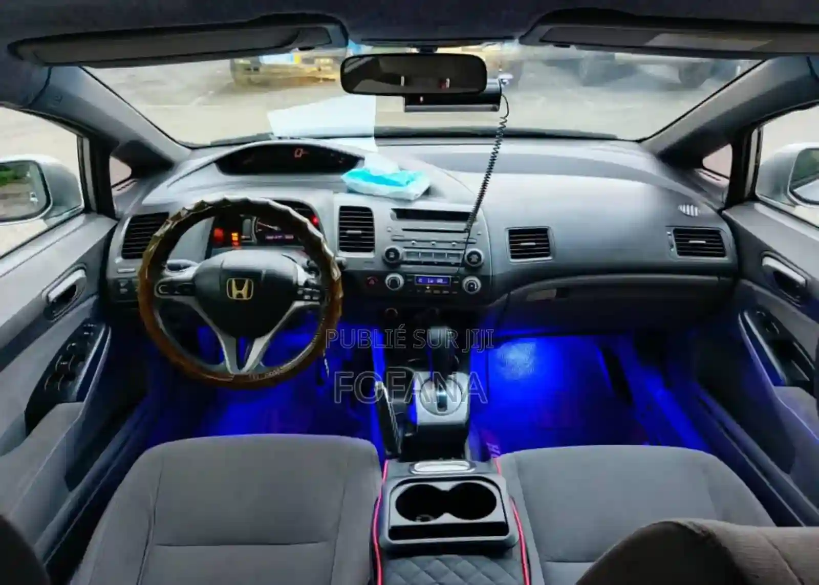 Honda Civic 2010 Argenté - Vue 5