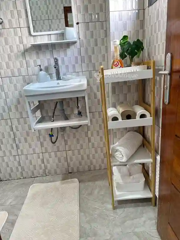 Location Appartement Meublé -cocody - Vue 5