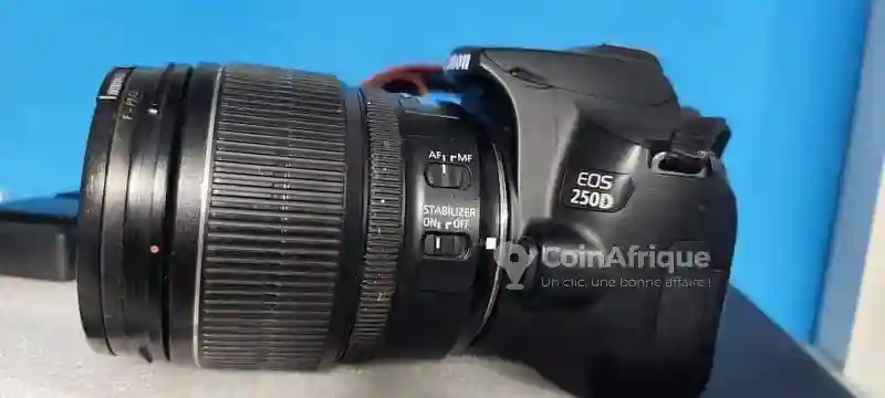 Canon eos 250d - Vue 2