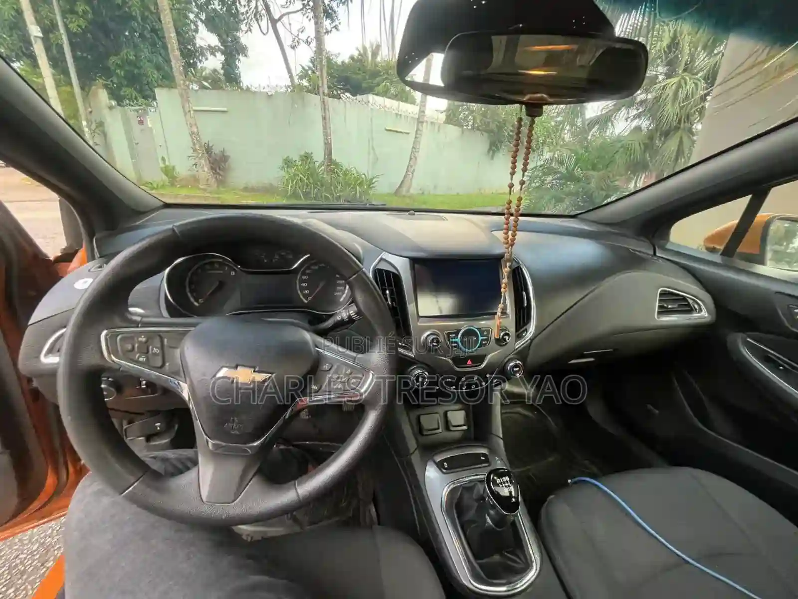 Chevrolet Cruze 2017 Jaune - Vue 3
