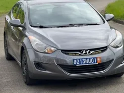 Hyundai Elantra 2012 Gris