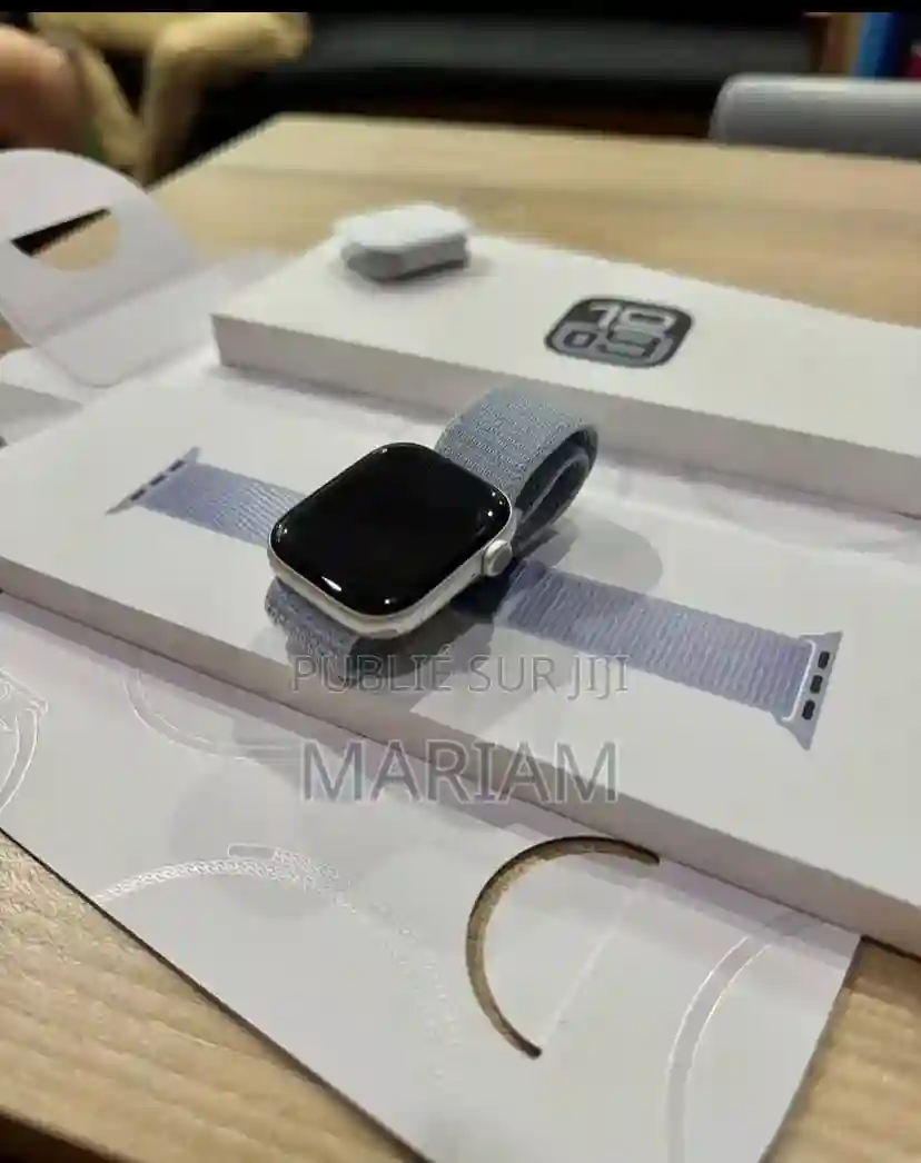 Offre Spéciale Apple Watch S10 42mm Quasi Neuf Importé - Vue 1