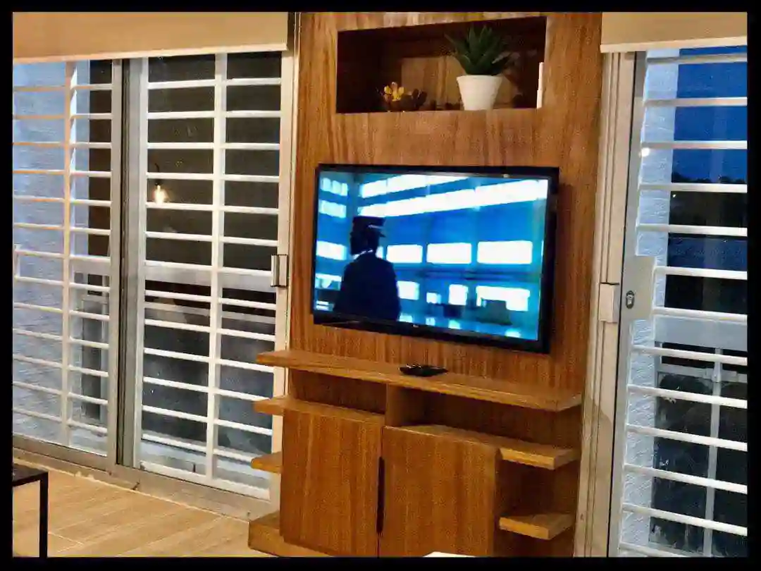 studio meublé, niché au 2ᵉ étage d’un immeuble calme à Cocody Danga - Vue 3