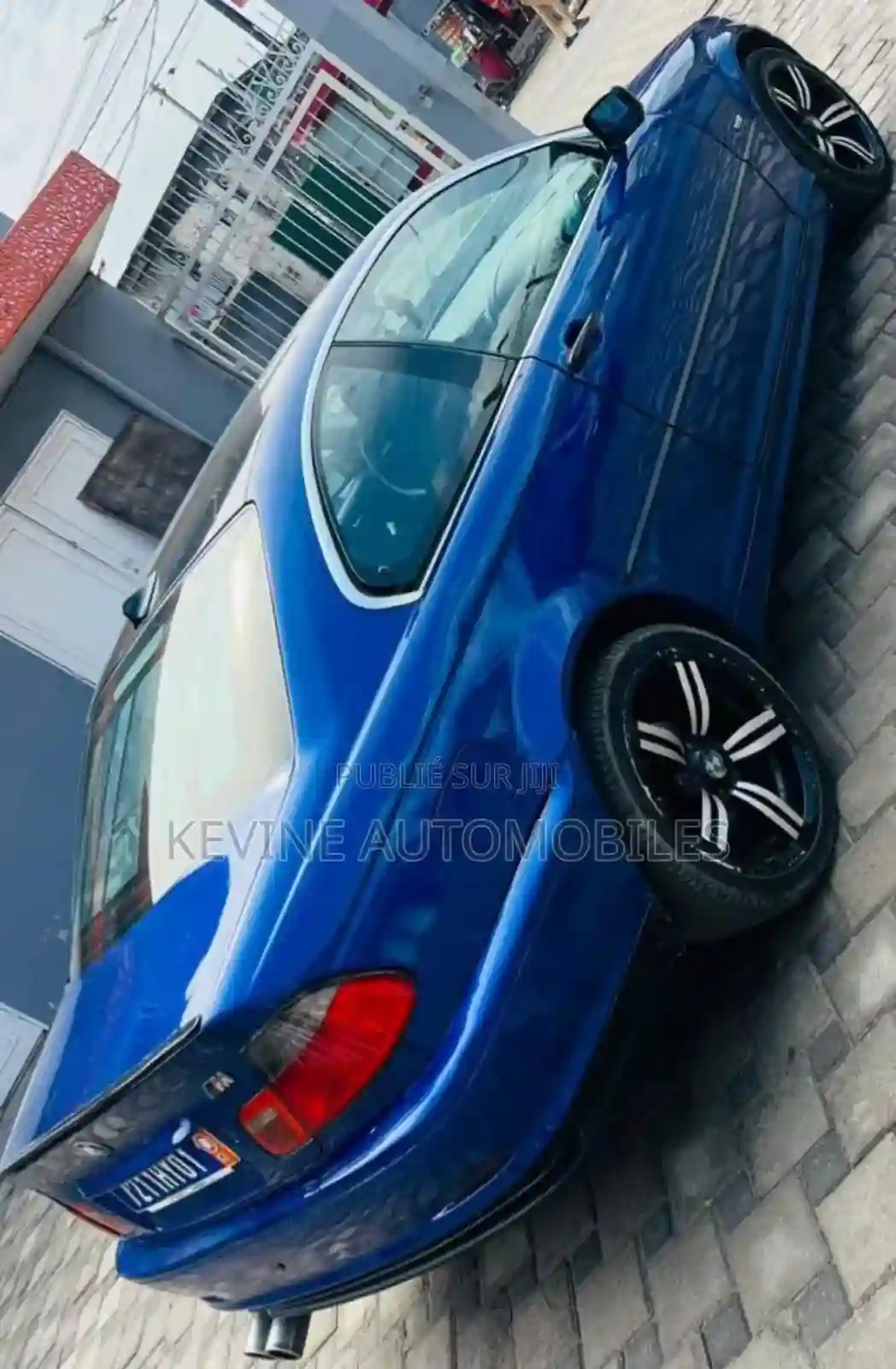 BMW 328i 2005 Bleu - Vue 4