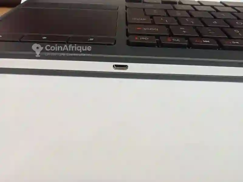 Clavier Logitech K830 Bluetooth