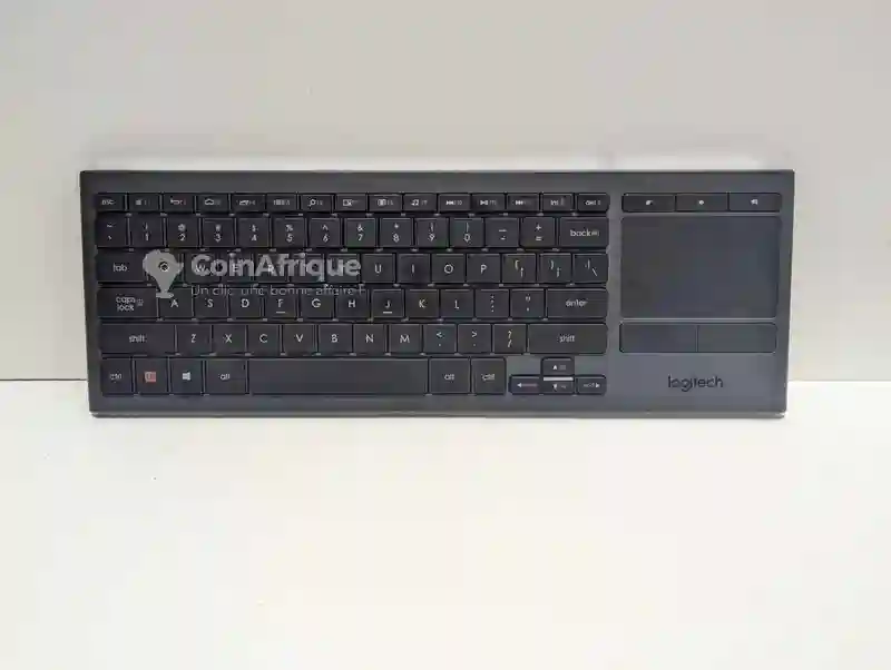 Clavier Logitech K830 Bluetooth - Vue 1